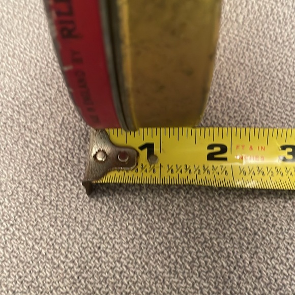 Vintage Collectors Tin Riley’s Variety TOFFEE Halifax, England 5” Round - Picture 7 of 12